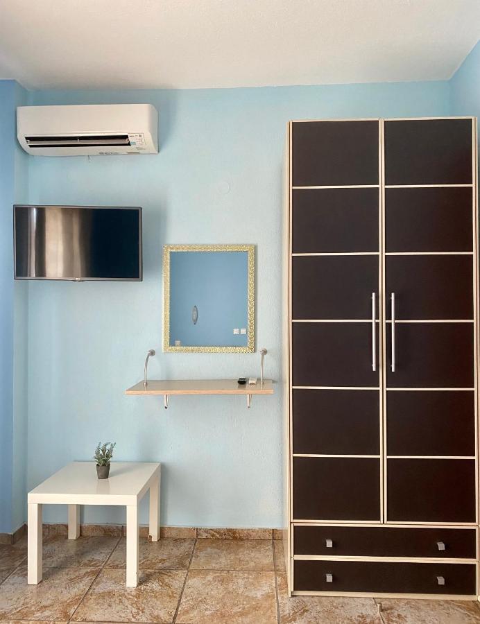 Jasmine Studios Потос Екстериор снимка