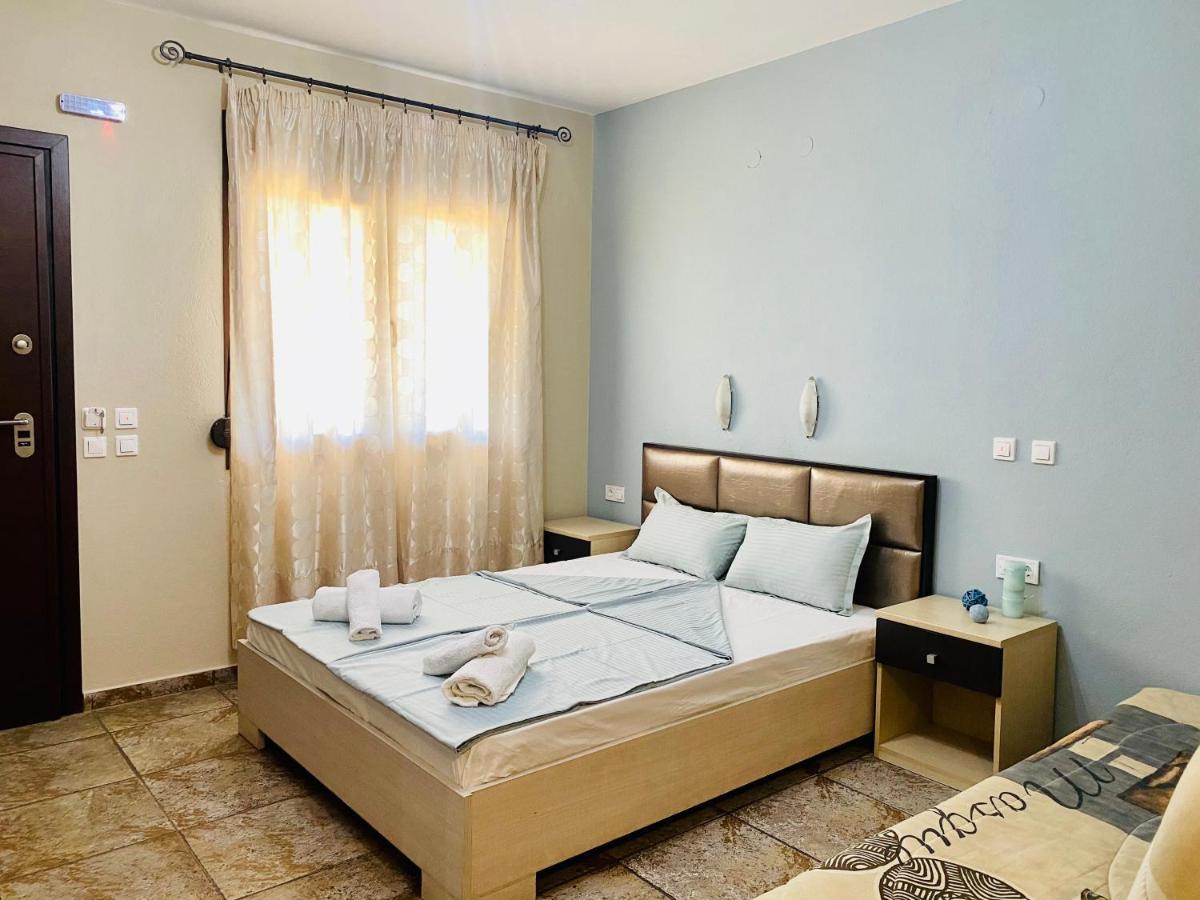 Jasmine Studios Потос Екстериор снимка